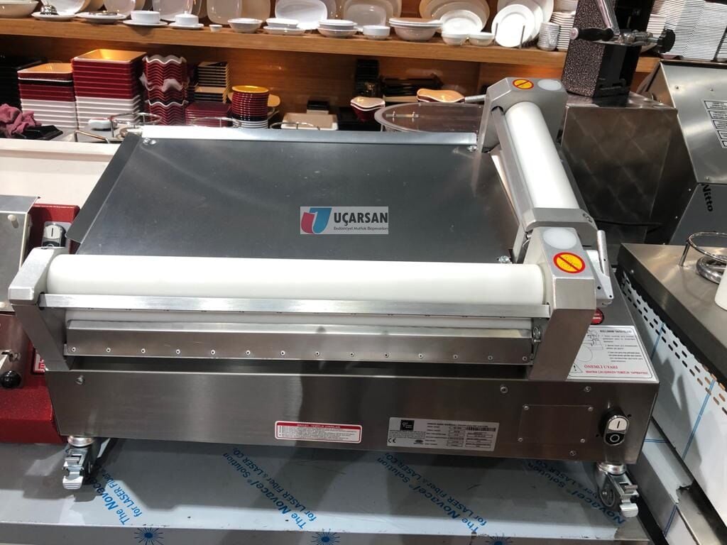 Şengün 60 cm Standart Yatay Hamur Açma Makinası SM-60YD